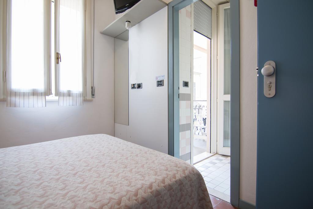 B&B Hotel Souvenir Cesenatico Quarto foto